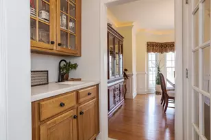 29 Cloverhill Cir, Bloomington, IL 61705 - Photo 11