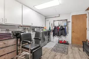 124 S Fairlane Ave, Elmhurst, IL 60126 - Photo 25