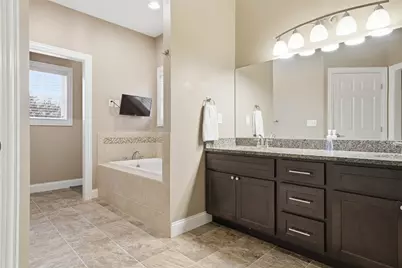 404 Victoria Drive, Washington, IL 61571 - Photo 17