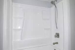 [Address not provided], Hickory Hills, IL 60457 - Photo 11