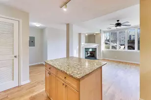 1636 W Melrose St, Chicago, IL 60657 - Photo 11