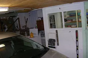 306 S 4th St, Vienna, IL 62995 - Photo 25