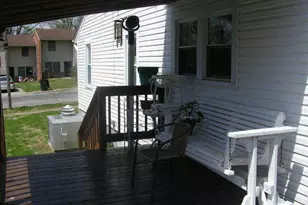 306 S 4th St, Vienna, IL 62995 - Photo 23