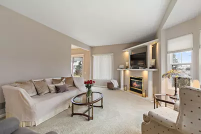 1180 Delta Drive #1180, Elgin, IL 60123 - Photo 5