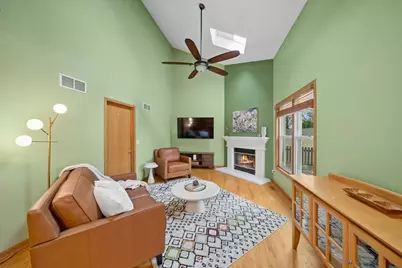 3195 Village Green Drive, Aurora, IL 60504 - Photo 9