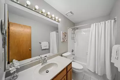 3195 Village Green Drive, Aurora, IL 60504 - Photo 19