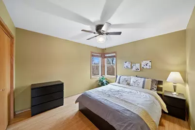 3195 Village Green Drive, Aurora, IL 60504 - Photo 17