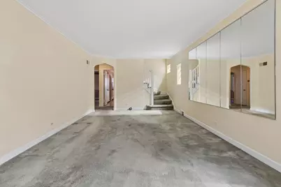 5331 N Neenah Avenue, Chicago, IL 60656 - Photo 3