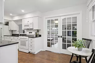 927 N Haddow Ave, Arlington Heights, IL 60004 - Photo 5