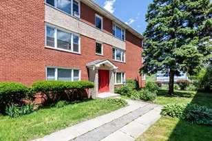 12926 Page Ct, Blue Island, IL 60406 - Photo 1