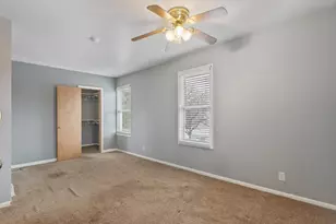 2416 21st Ave, Rock Island, IL 61201 - Photo 33