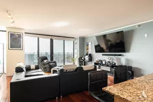 225 N Columbus Dr, Chicago, IL 60601 - Photo 7