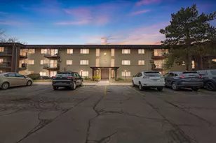 525 S Cleveland Ave, Arlington Heights, IL 60005 - Photo 1