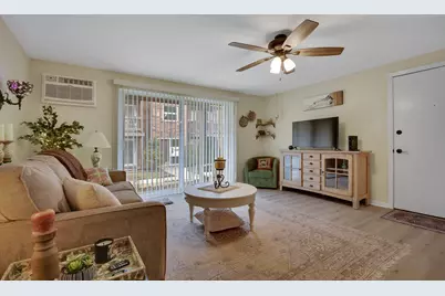 14810 Kilpatrick Avenue #6E, Midlothian, IL 60445 - Photo 3