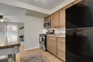 14810 Kilpatrick Ave, Midlothian, IL 60445 - Photo 7