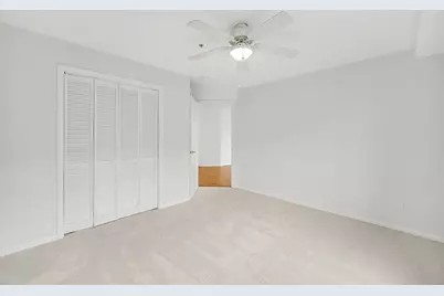 8000 Kilpatrick Avenue #3F, Skokie, IL 60076 - Photo 11