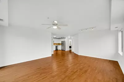 8000 Kilpatrick Avenue #3F, Skokie, IL 60076 - Photo 3