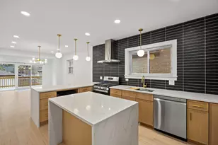 6119 N Mason Ave, Chicago, IL 60646 - Photo 3