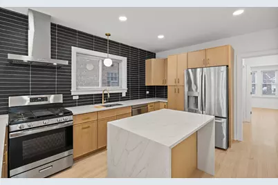 6119 N Mason Avenue, Chicago, IL 60646 - Photo 5