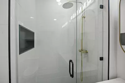 6119 N Mason Avenue, Chicago, IL 60646 - Photo 19