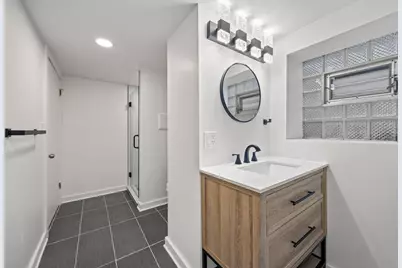 6119 N Mason Avenue, Chicago, IL 60646 - Photo 27