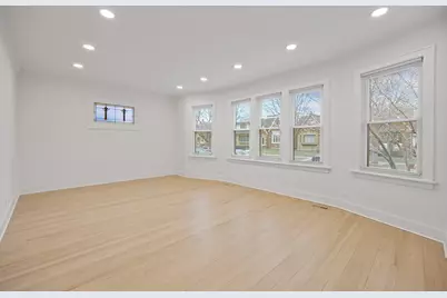 6119 N Mason Avenue, Chicago, IL 60646 - Photo 15