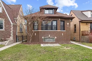 6119 N Mason Ave, Chicago, IL 60646 - Photo 1