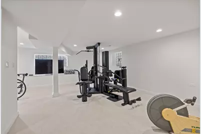 6119 N Mason Avenue, Chicago, IL 60646 - Photo 23