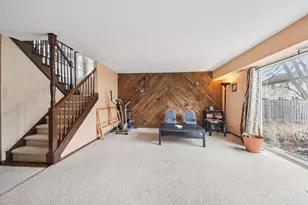 2065 Millpond Ln, Hanover Park, IL 60133 - Photo 23