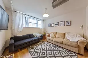 613 W Surf St, Chicago, IL 60657 - Photo 3