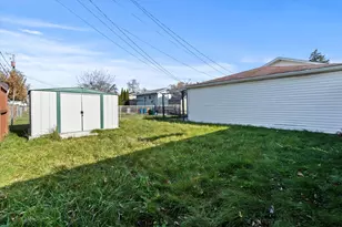 7624 Lockwood Ave, Burbank, IL 60459 - Photo 25