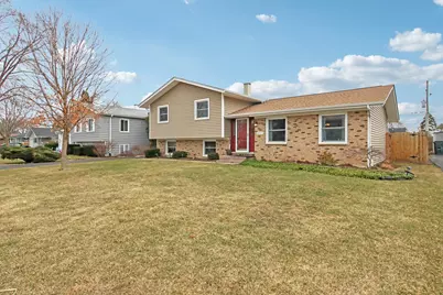 1811 Longmeadow Drive, Lindenhurst, IL 60046 - Photo 39