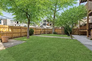 1418 W Rosemont Ave, Chicago, IL 60660 - Photo 17