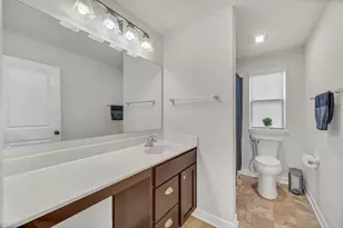 25 Commons Cir, Hawthorn Woods, IL 60047 - Photo 27