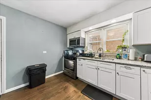 8833 S Dorchester Ave, Chicago, IL 60619 - Photo 7