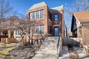 2712 W Sunnyside Ave, Chicago, IL 60625 - Photo 1