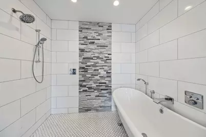 2712 W Sunnyside Avenue, Chicago, IL 60625 - Photo 25