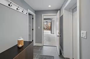 2712 W Sunnyside Ave, Chicago, IL 60625 - Photo 41