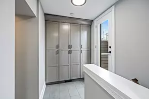 2712 W Sunnyside Ave, Chicago, IL 60625 - Photo 19