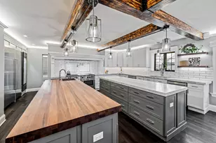 2712 W Sunnyside Ave, Chicago, IL 60625 - Photo 15