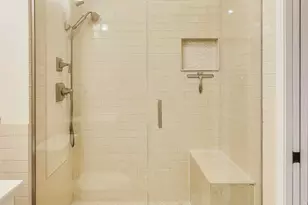 400 N La Salle St, Chicago, IL 60654 - Photo 17