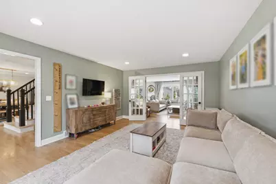 657 W Revere Lane, Palatine, IL 60067 - Photo 5