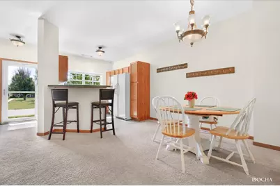 514 Clayton Circle #514, Sycamore, IL 60178 - Photo 5