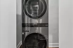 1057 W Columbia Ave, Chicago, IL 60626 - Photo 21