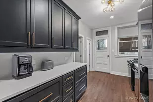 1057 W Columbia Ave, Chicago, IL 60626 - Photo 13