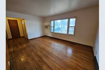 4804 Willow Lane, McHenry, IL 60050 - Photo 3