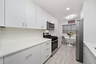 415 S Maple Ave, Oak Park, IL 60302 - Photo 5