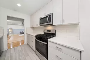 415 S Maple Ave, Oak Park, IL 60302 - Photo 7