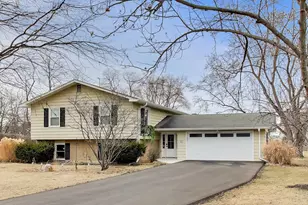 3S700 Delles Rd, Naperville, IL 60563 - Photo 1
