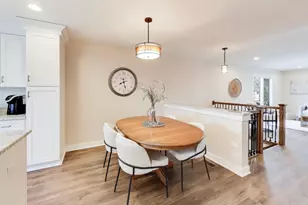 3S700 Delles Rd, Naperville, IL 60563 - Photo 9